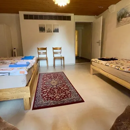 A Knight's Townhouse アパート Buren an der Aare