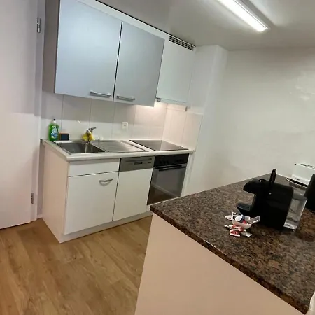 アパート A Knight's Townhouse Buren an der Aare