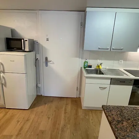 アパート A Knight's Townhouse Buren an der Aare